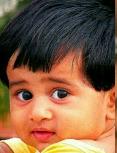 Varun dhawan childhood photo cuteee😍😘😍😘 | Varun dhawan, Varun, Childhood photos