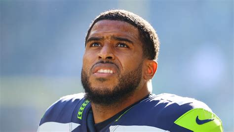 Bobby Wagner Agrees To Long-Term Deal With Super Bowl Contender: Report | iHeart