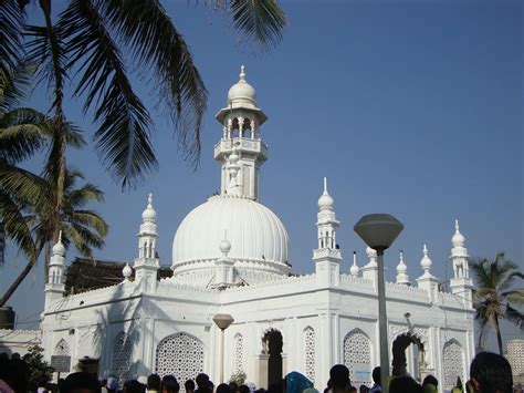 Travel-Haji Ali Dargah,Mumbai