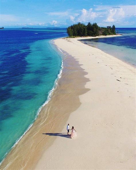 Witness the splendor of Morotai Island in North Maluku, #Indonesia Photo by: IG @ilhamarch ...