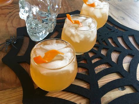 Make this orange Halloween party pitcher cocktail for a crowd - TODAY.com