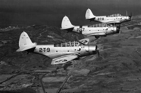 TBD_Devastators_of_VT-2_in_flight_c1938 | HistoryNet