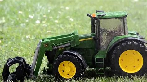 Bruder Tractor John Deere in the Rain - YouTube