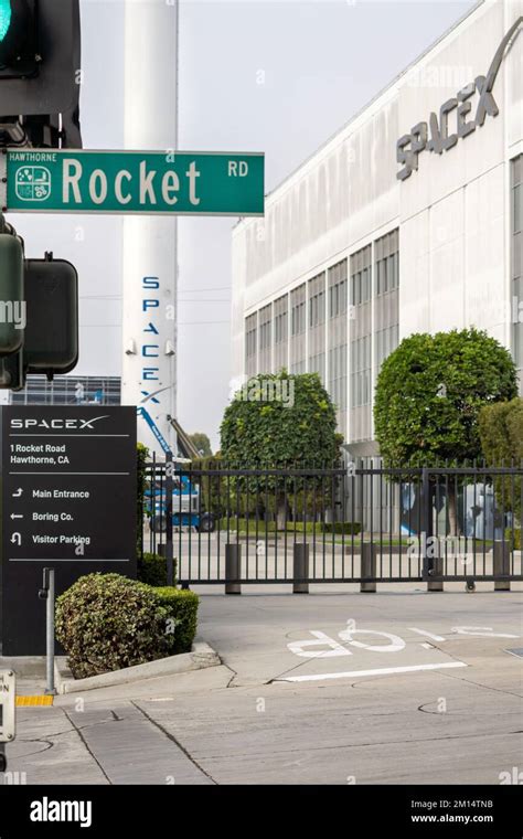 The facade of SpaceX headquarters facility in Hawthorne, California ...