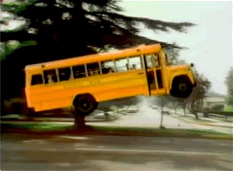 School Bus GIFs - Find & Share on GIPHY