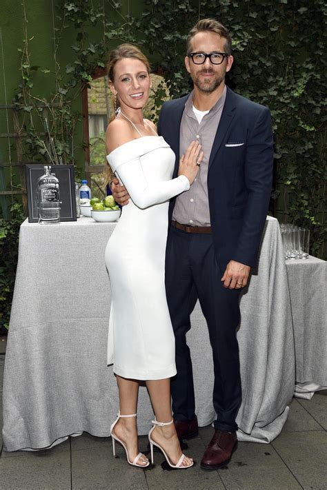 Blake Lively Wears Cushnie et Ochs With Husband Ryan Reynolds in New ...