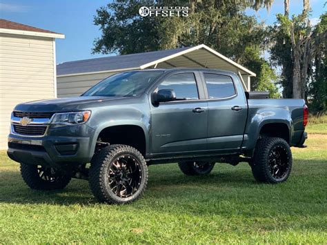 2019 Chevrolet Colorado with 20x12 -44 Ultra Hunter and 33/12.5R20 ...