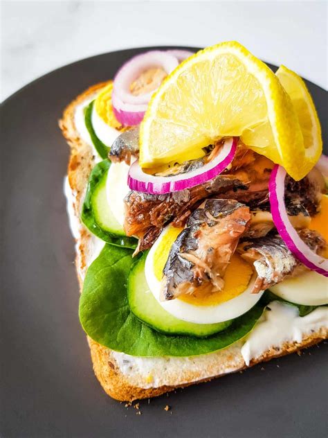 Easy Sardine Sandwich | Hint of Healthy