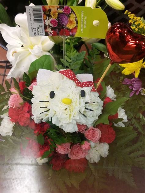 Hello kitty arrangement | Floral wreath, Floral, Arrangement