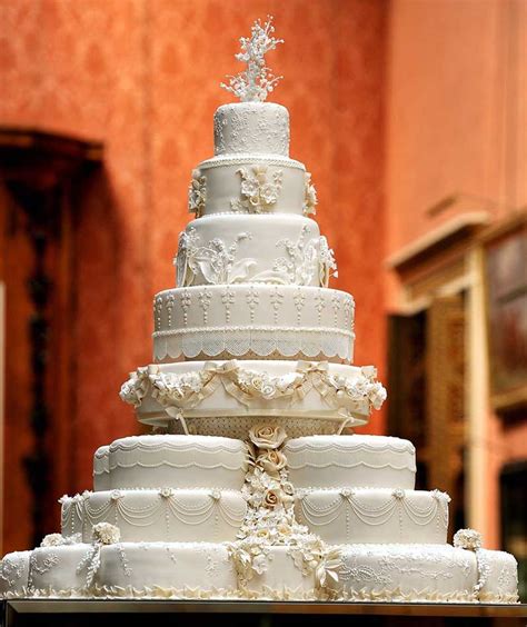 9 Most Extravagant And Expensive Celebrity Wedding Cakes