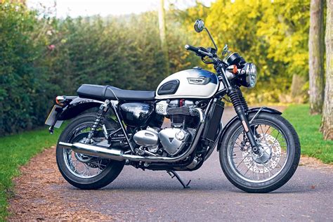 Triumph Bonneville T100 (2017-on) Review | MCN