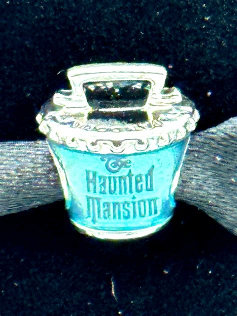 Disney Parks Pandora Hatbox Ghost The Haunted Mansion Charm NIB 2023 W – Shop Theme Parks