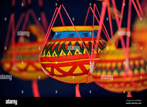 Folk art in bangladesh hi-res stock photography and images - Alamy