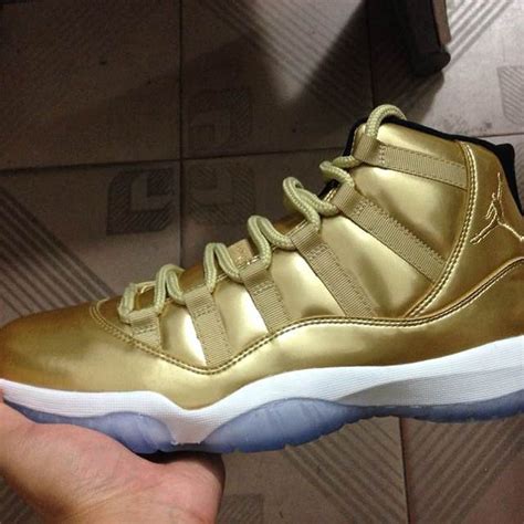 Air Jordan XI Retro "Gold" | Complex