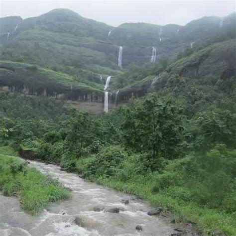 Zenith Fall At Khopoli Is A Famous Waterfall Near Mumbai, Pune - Wonderful Mumbai