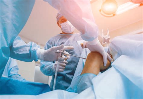 What Happens During a Knee Arthroscopy? | Dr. Jens Buelow