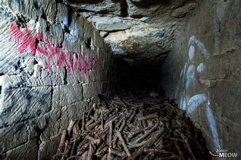 A dark secret in the Catacombs of Paris | Old News Club