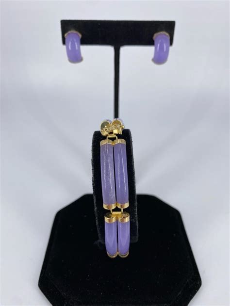 Sold Price: Purple Jade Jewelry Set with Gold Hardware - December 3 ...