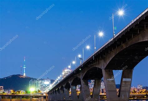 Seoul skyline Stock Photo by ©leungchopan 38551703