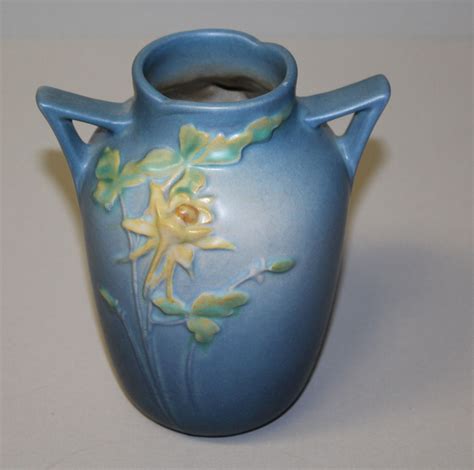 Bargain John's Antiques | Roseville Pottery Blue Columbine Double ...