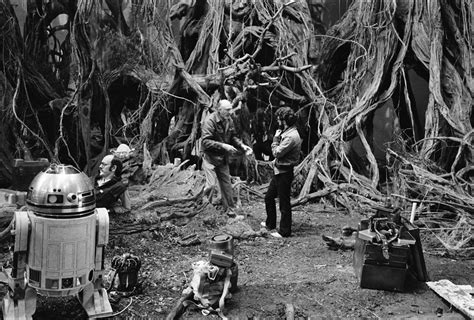 Rare Behind the Scenes Photos From STAR WARS THE EMPIRE STRIKES BACK ...