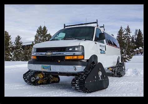 Snowcoach Adventures | RobsBlogs