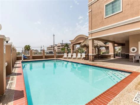 Baymont by Wyndham | Visit Galveston