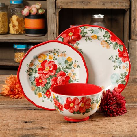 The Pioneer Woman Vintage Floral 12-Piece Dinnerware Set, Red - Walmart.com | Schönes geschirr ...