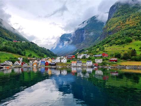 Discover The Top 3 Must-Visit Fjord Towns In Norway