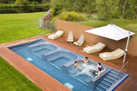 Spa Outdoor Hot Tub | Backyard Design Ideas