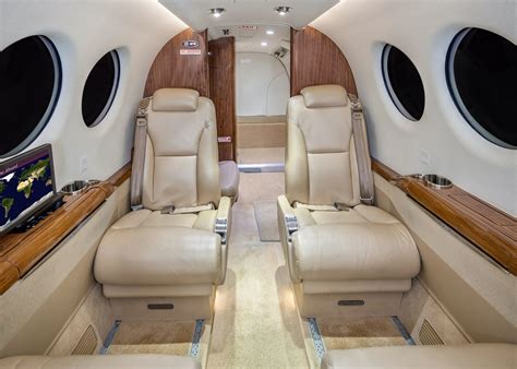 King Air 350 leather interior | Aircraft for sale