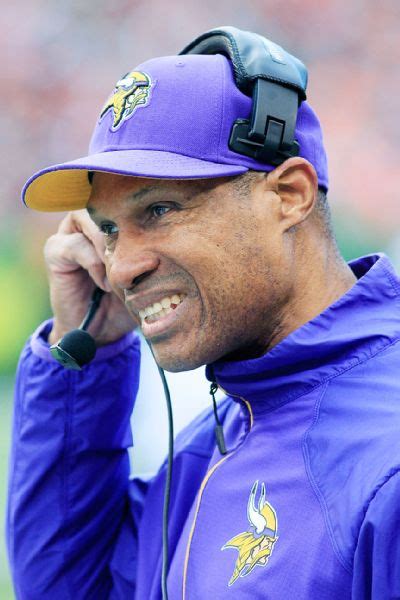 Vikings will see Leslie Frazier and a familiar defense in Tampa ...