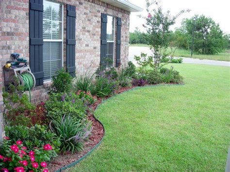 Small Shrubs In Front Of House - Okejely Garden Plant