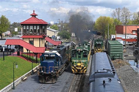 Reading & Northern Coal Country - Railfan & Railroad Magazine