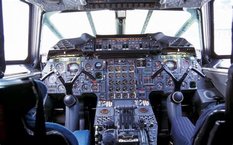 Jet Airlines: Concorde Cockpit