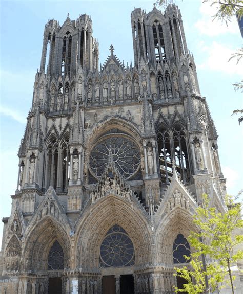 20 Most Famous Gothic Cathedrals