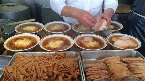 Japanese Street Food Ramen - Chuka Soba Inoue - YouTube