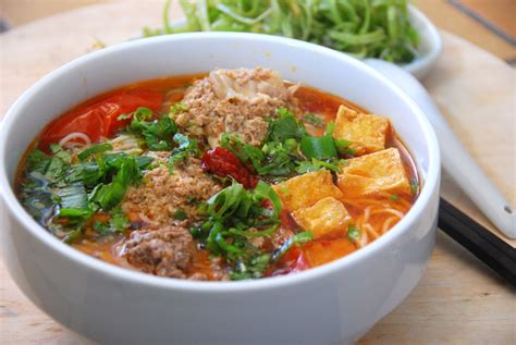 Bún riêu cua – The hearty crab soup noodle - Vietnam Discovery Travel