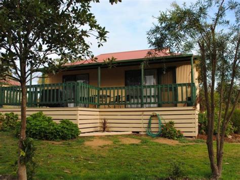 Lakes Entrance Country Cottages in Australia - Room Deals, Photos & Reviews