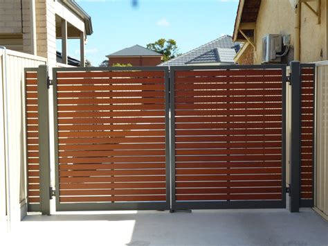 Slat Fences and Gates | Adelaide Balustrade & Fencing