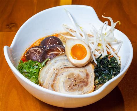 Ramen Recipes: How To Make A Spicy Sauce Ramen - InspirationSeek.com