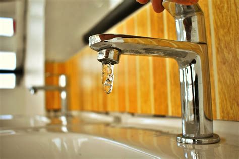 Learn About Common Causes of Leaky Faucets - A1 Best Plumbing