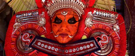 Photo-tour of the ritual art of Theyyam – MATHINI TRAVEL