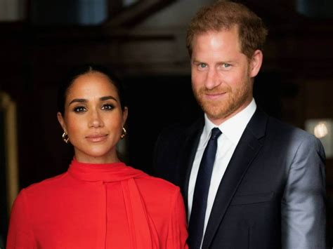 Meghan Markle frenó su primer embarazo por Harry