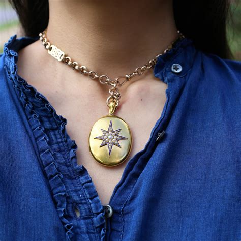 1878 Victorian 'North Star' 15k Gold Locket — Heart of Hearts Jewels