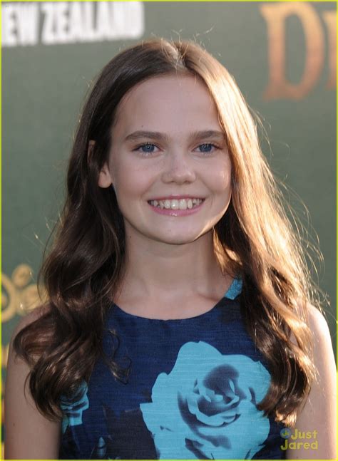 Know About Oona Laurence Age, Height, Net Worth, Movies, Parents ...