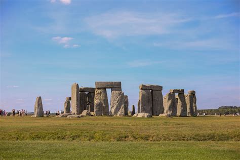 Stonehenge – Salisbury – Bath - AVEX Services