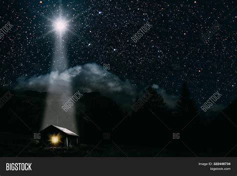 Star Indicates Image & Photo (Free Trial) | Bigstock