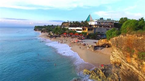 Pantai Dreamland, Spot Terbaik di Bali Untuk Menyaksikan Sunset ...