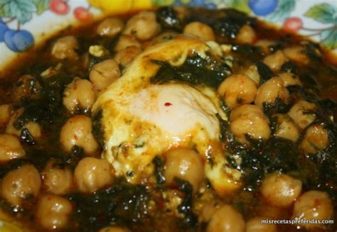 Mis Recetas preferidas » ESPINACAS CON GARBANZOS Y HUEVOS